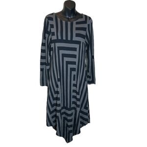 Nanso Finland long sleeved grey/black bamboo handkerchief midi dress geometric